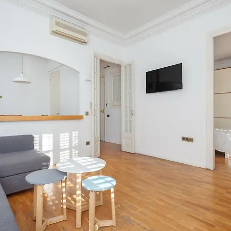 Apartman 361 Carrer De Provenca